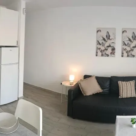 Le Petit Apartment *